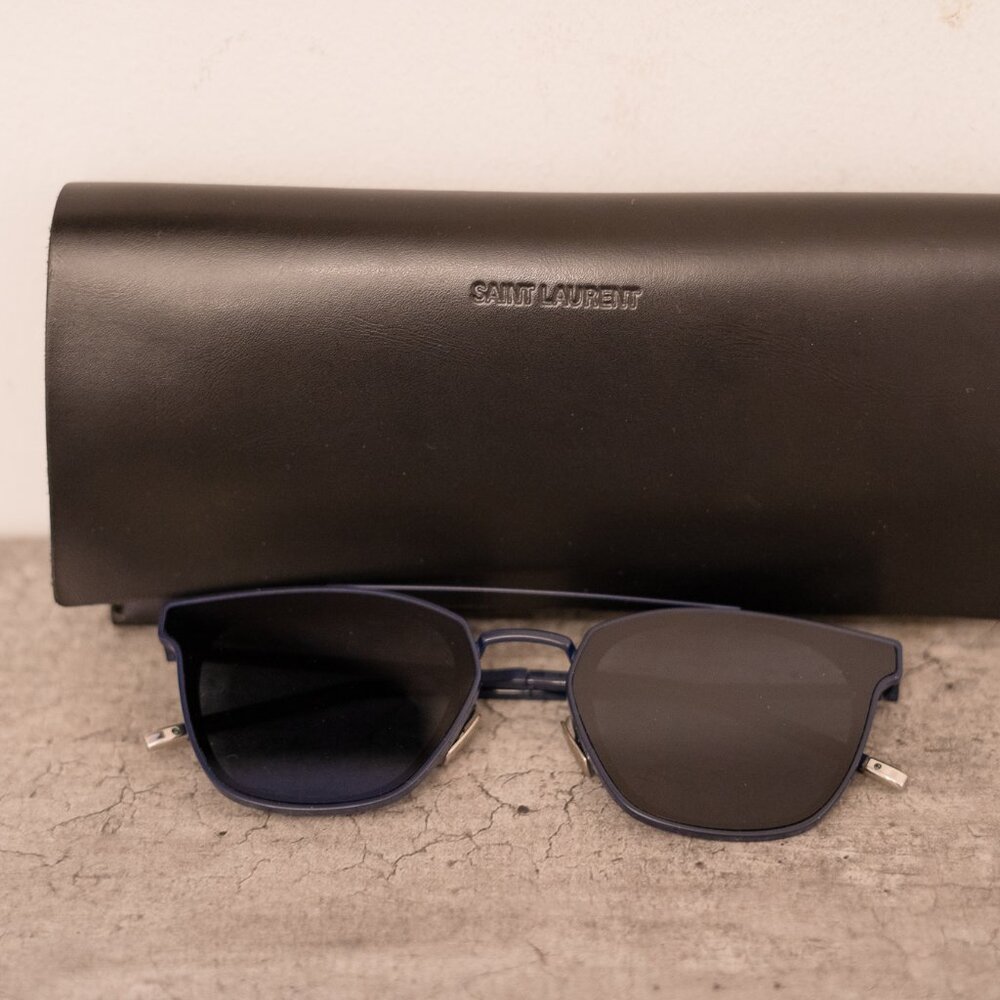 Saint Laurent Reflective Metal Round Sunglasses in Navy